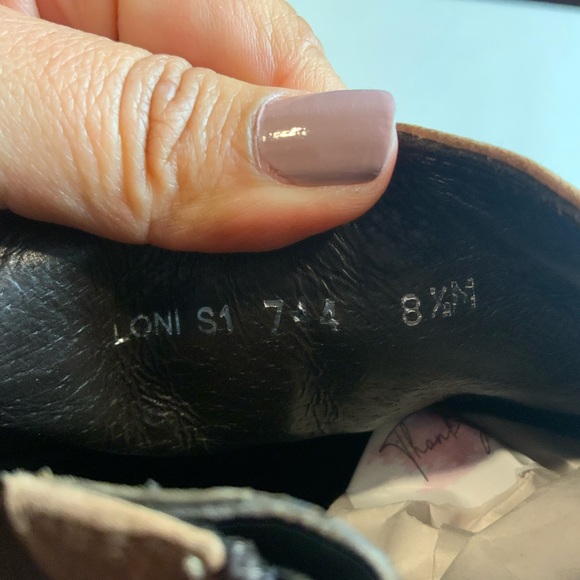 Donald J Pliner Loni Distressed Leather Tan pointy toe kitten heels ankle boots - Picture 9 of 14